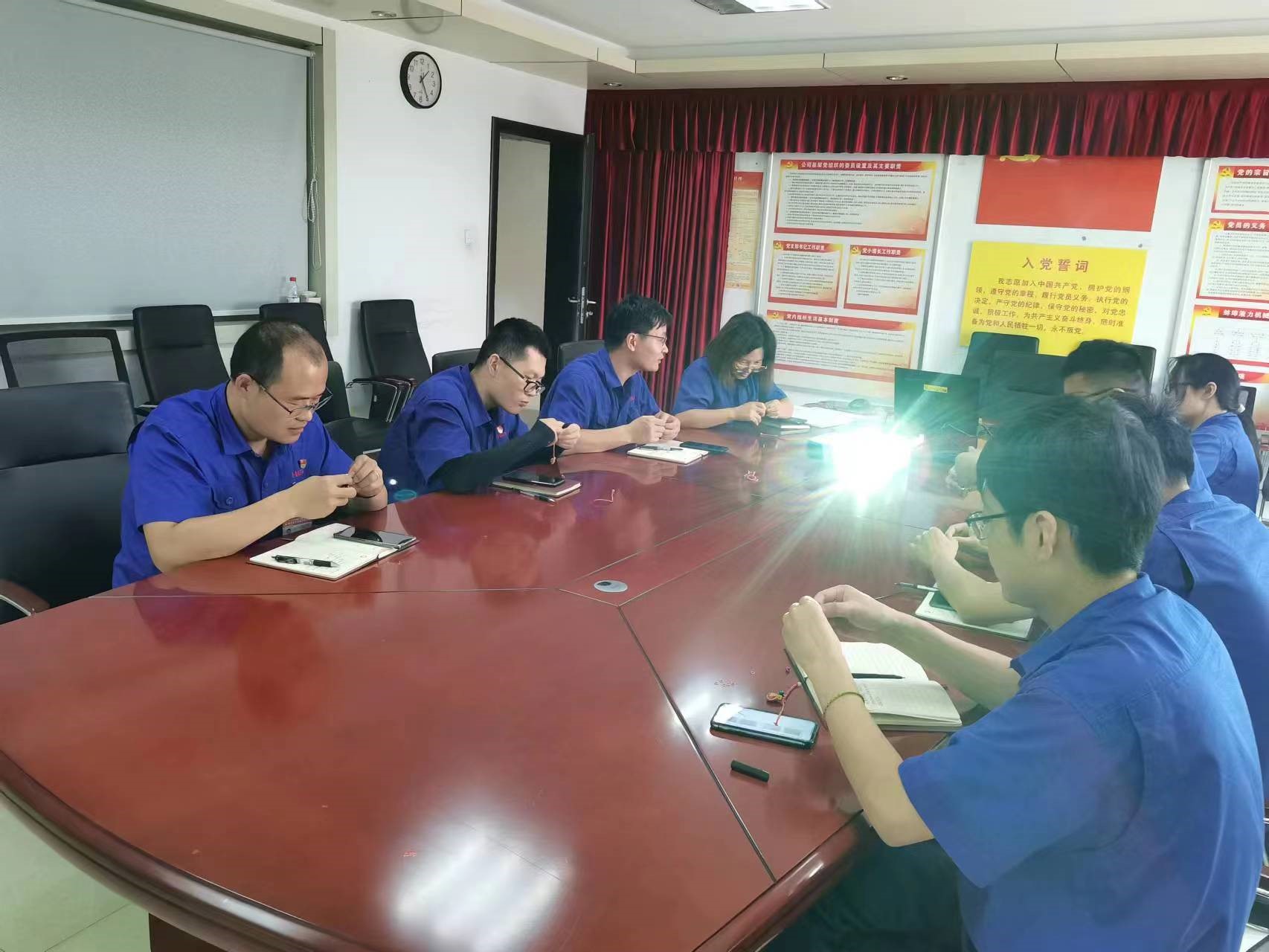 2c2077f4d639894a2f139af5b1600c53.jpg 2c2077f4d639894a2f139af5b1600c53.jpg