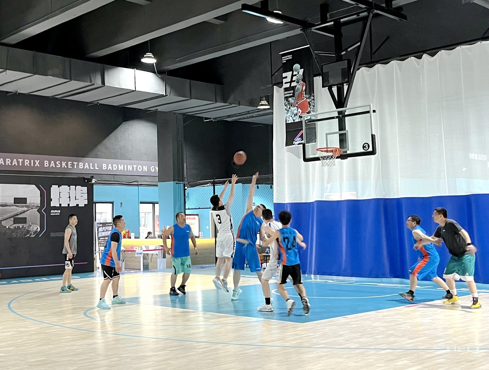 比赛现场.jpg 比赛现场.jpg