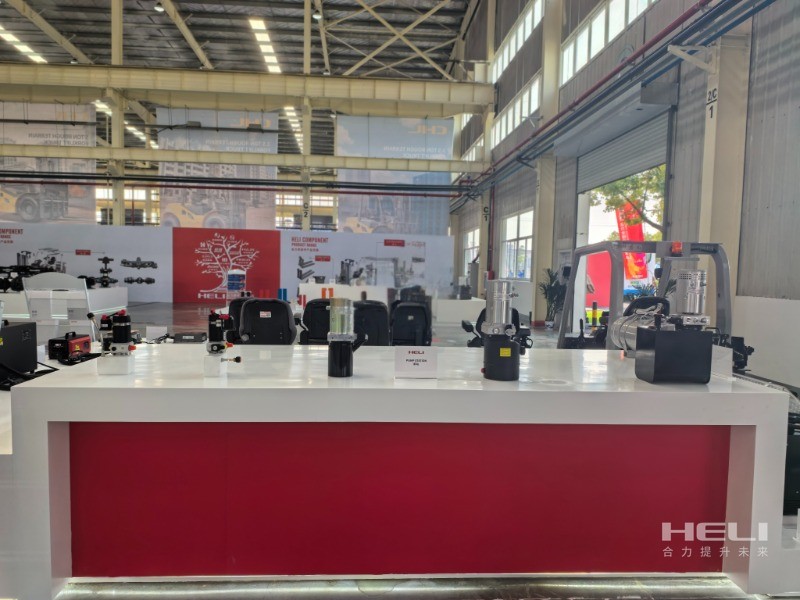 泵站系列产品参加“三合一”展会.jpg 泵站系列产品参加“三合一”展会.jpg