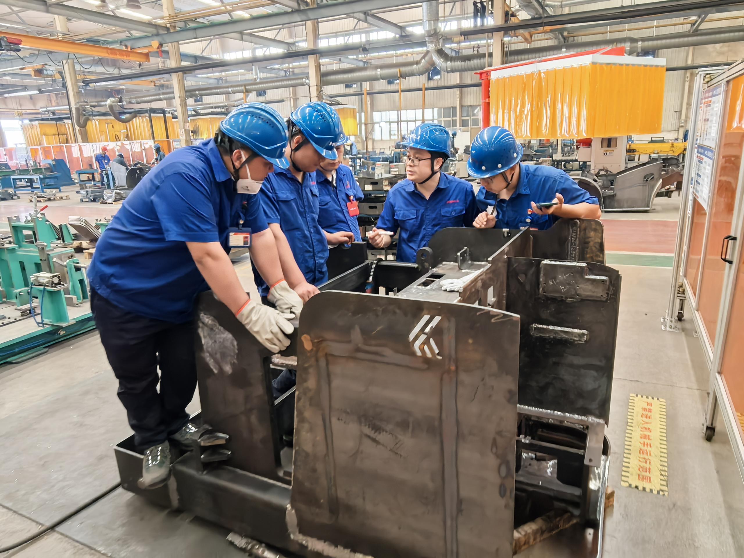 图1 站架式人下行三向车车架焊接、装配指导 左1图   首图.jpg